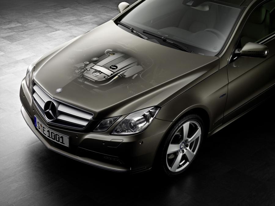  Mercedes-Benz E-Class Cabriolet 2010 года  (фото 61 из 143)